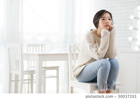 Attractive girl Attractive girl 30037281