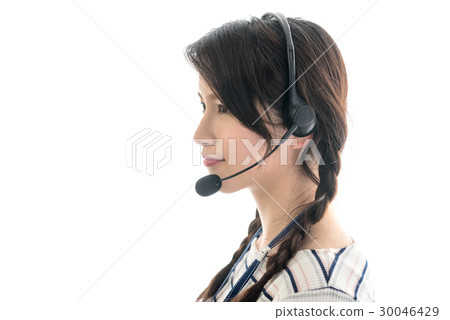 Young female operator 30046429