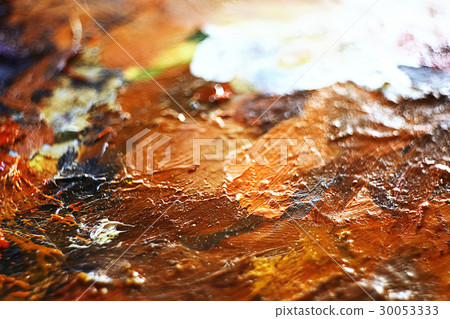 The artist paints a portrait of oil The artist paints a portrait of oil 30053333