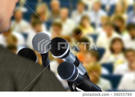 Man giving speech during seminar 30055789
