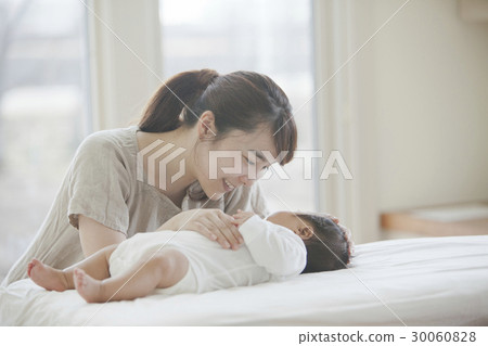 Infants and mothers 30060828