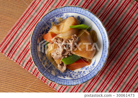 Meat and potatoes 30061473