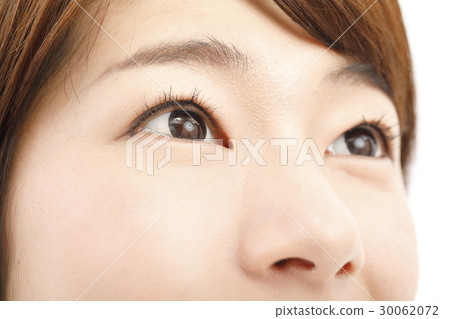 Beauty shot eyes up Beauty shot eyes up 30062072