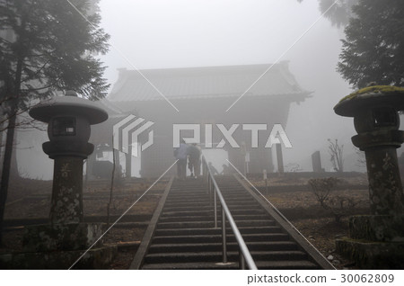 神秘的城堡 神秘的城堡 30062809