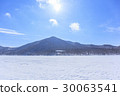群馬縣，群馬縣，大沼在冬天凍結赤城山 30063541