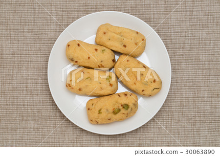 Morning sun 30063890