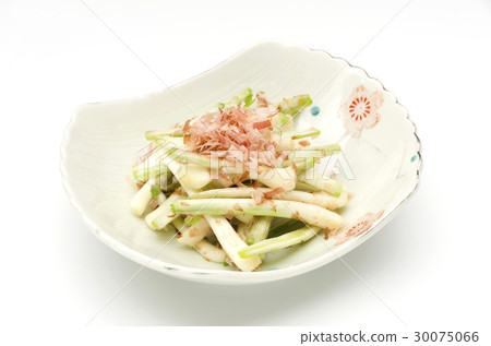 Picking down the island season 30075066