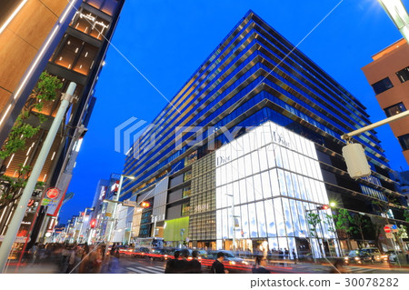 Night view of GINZA SIX 30078282