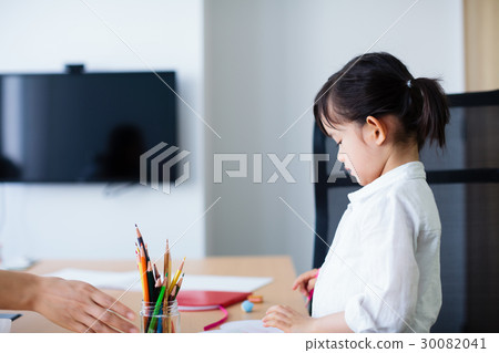 Early childhood education image 30082041