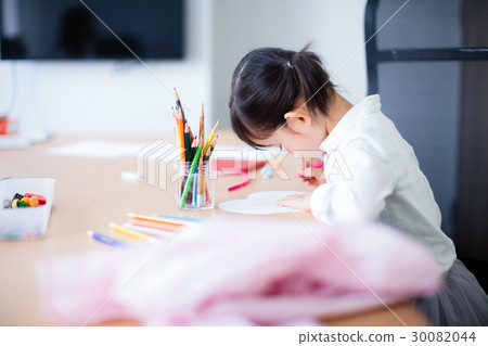 Early childhood education image 30082044