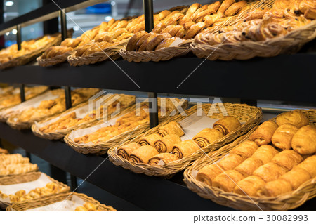 baked on shelves 30082993