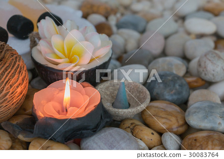 Spa treatment with stones and cream Spa treatment with stones and cream 30083764