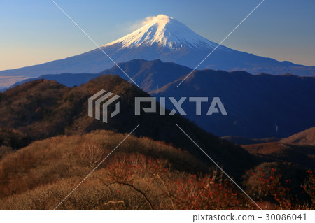 從大菩薩戒指·Hamaiba Maru附近看到的富士山 從大菩薩戒指·Hamaiba Maru附近看到的富士山 30086041