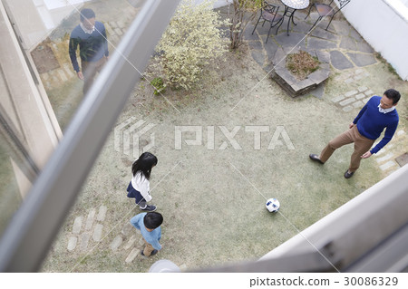 Family garden play Family garden play 30086329