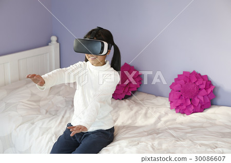 Family VR experience 30086607