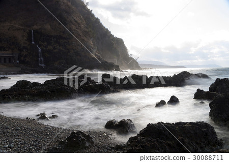 Winter's Japan Sea Noto Peninsula Sosaki Coast 30088711