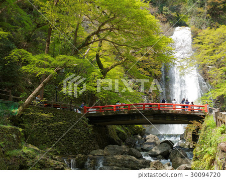 Osaka Prefecture Mino-koen Takimi-bashi and Mino-sen Otaki 30094720