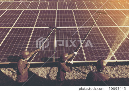 Employees or technicians to clean solar cells Employees or technicians to clean solar cells 30095443