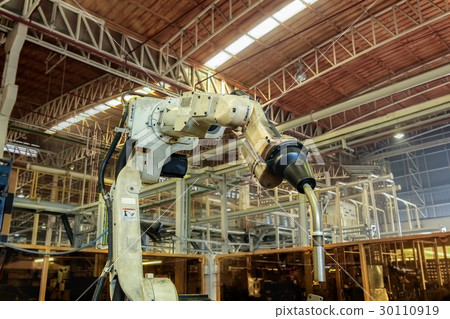 robot welding in teaching mode  30110919