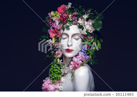 Beautiful flower queen 30111465