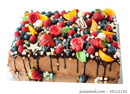 Chocolate cake with berries 30122130