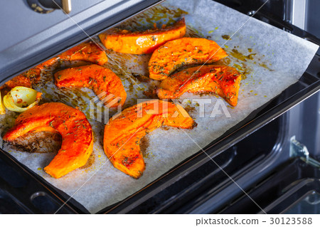 Pumpkin roasted in the oven Pumpkin roasted in the oven 30123588