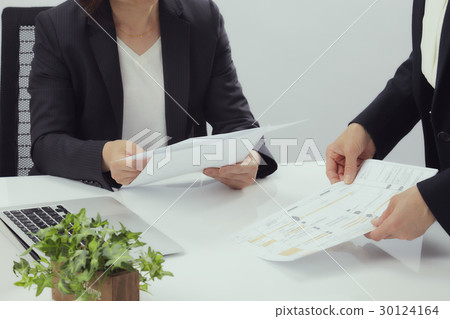 業務場景女性 業務場景女性 30124164