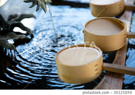 Shrine / Shinkansen 30125859