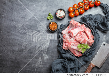 Raw pork ribs 30134495