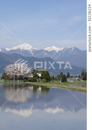 Shinshu Azumino Field Northern Alps Furusakadake and rural scenery Neon Arabic pyramid-shaped neon signs are symbols of Azumino Shinshu Azumino Field Northern Alps Furusakadake and rural scenery Neon Arabic pyramid-shaped neon signs are symbols of Azumino 30136224