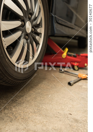 Tire exchange 30140677