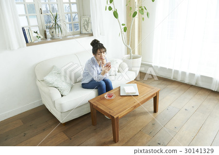 Women's lifestyle 30141329