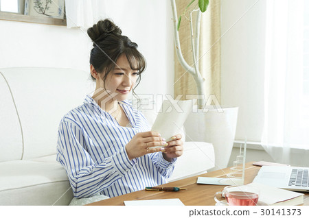 Women's lifestyle 30141373