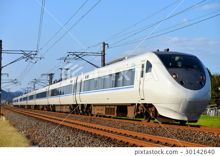 頂部裝有高級原型機 Kuro 681-1 的特快 Thunderbird 30142640