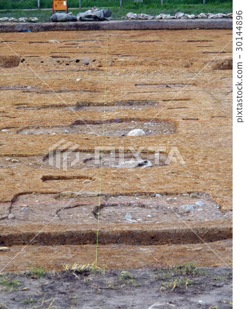 Excavation site of the Higashiro Palace Higashi-in garden 30144896