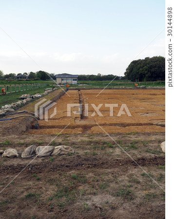 Excavation site of the Higashiro Palace Higashi-in garden 30144898