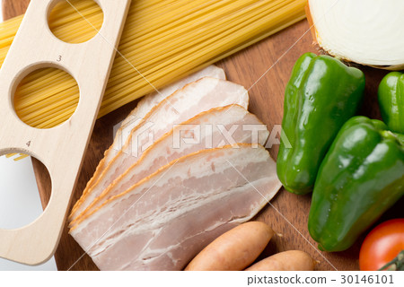 Pasta and ingredients 30146101