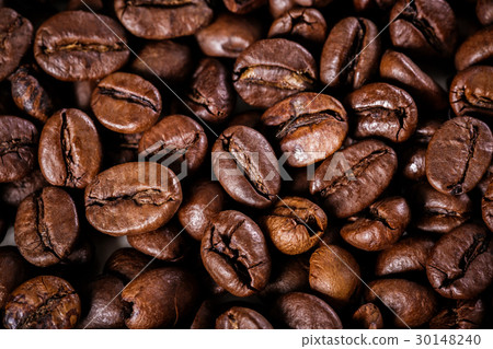 roasted coffee beans background. brown texture 30148240