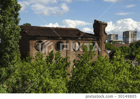 Old sugar factory and new town 30149885