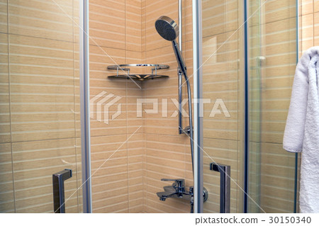 Modern luxury shower booth 30150340