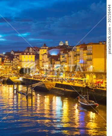 Porto embankment, Portugal 30156444