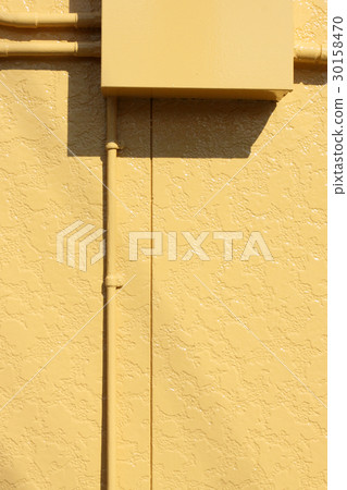 Yellow wall Yellow wall 30158470