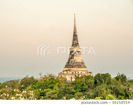 Pagoda on palace on the hill 30158554