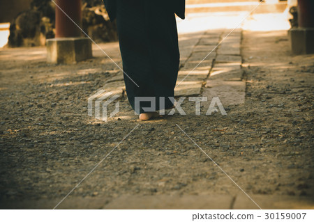 拜拜 神殿 女生 30159007