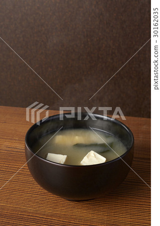 Miso soup with tofu and wakame Miso soup with tofu and wakame 30162035