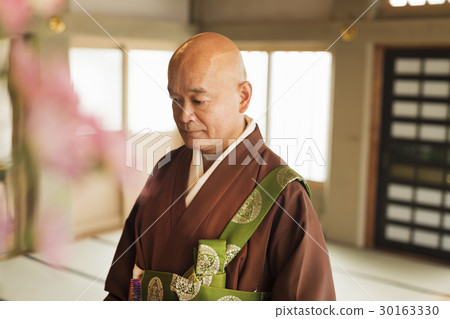 參觀墳墓 30163330