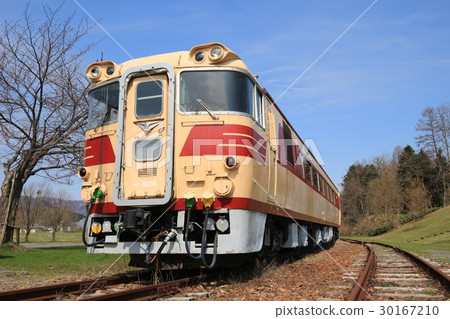 At Crawford Park, the spring Kiha 82 dashi. At Crawford Park, the spring Kiha 82 dashi. 30167210