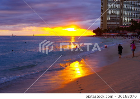 在夏威夷的日落 在夏威夷的日落 30168070