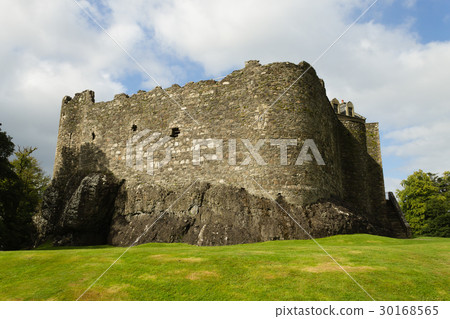 Dunstaffnage castle panorama, Scotland 30168565