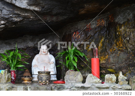 風景 岩 岩石 岩壁 廟 佛 神 彌勒佛 烏來 30168922